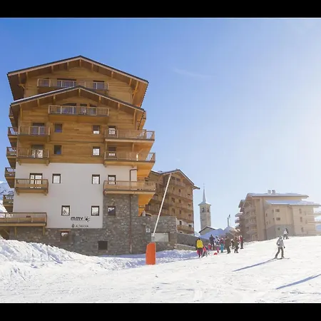 In With Ski-in Ski-out Access Tignes